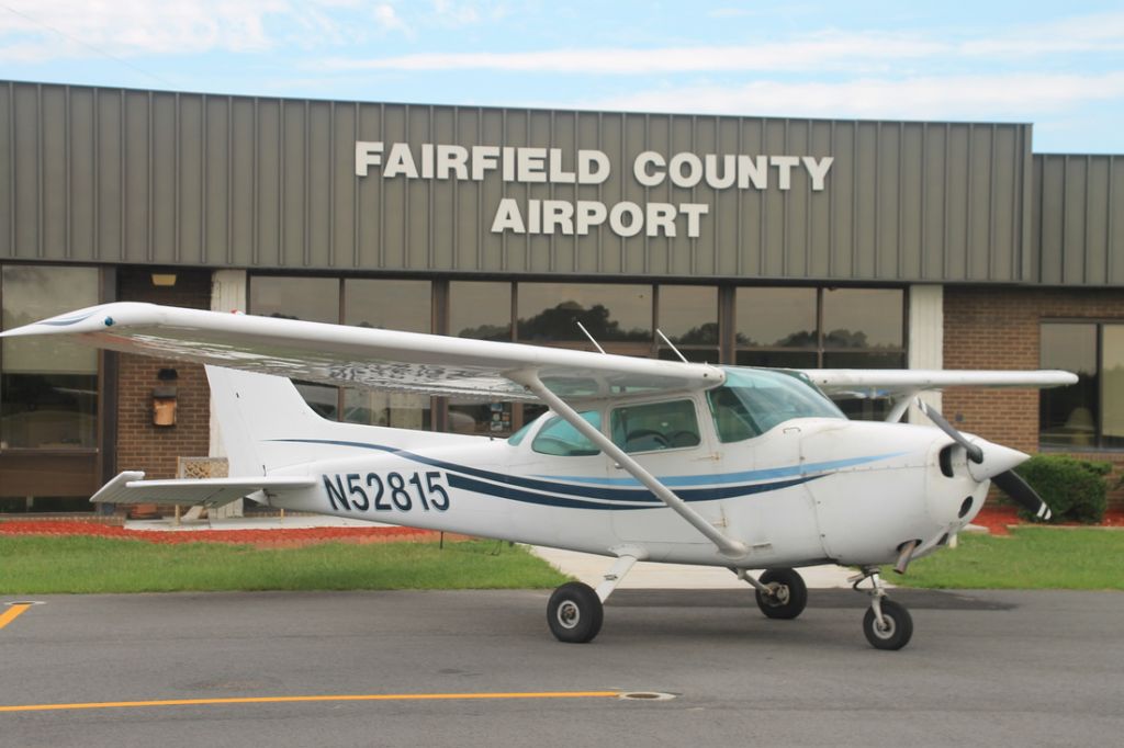 Cessna Skyhawk (N52815)