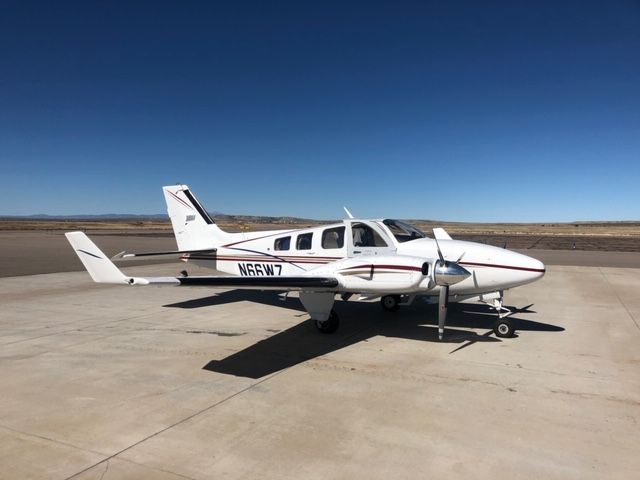 Beechcraft Baron (58) (N66WZ)