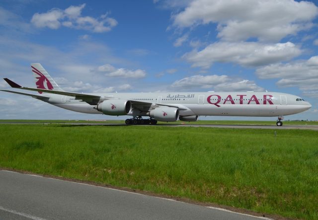 Airbus A340-600 (A6-AGD) - 11/05/2013