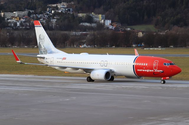 Boeing 737-800 (SE-RPR)