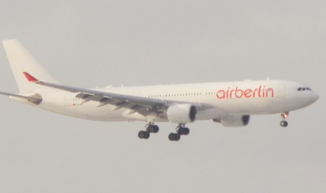 Airbus A330-200 (D-ABXG)