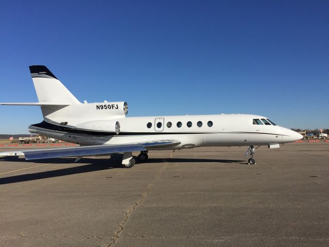 Dassault Falcon 50 (N950FJ)