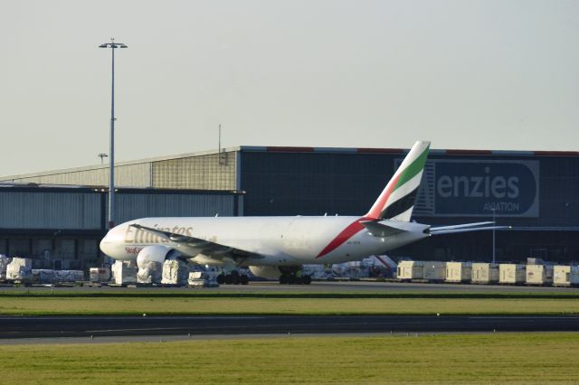 Boeing 777-200 (A6-EFE) - Emirates Boeing 777-F1H A6-EFE in Amsterdam 