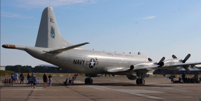Lockheed P-3 Orion (15-8912) - LOCKHEED P-3C ORION VXS-1 WARLOCKS