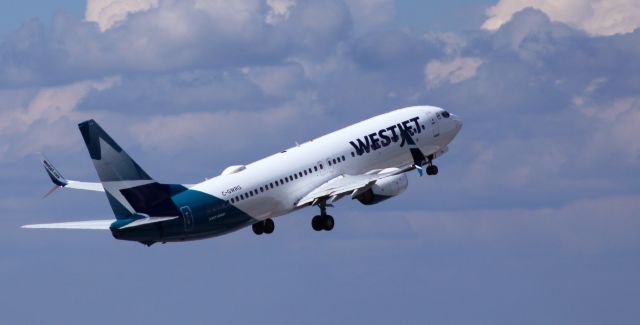 Boeing 737-800 (C-GWRG) - Shortly after departure is this 2012 Westjet Airlines Boeing 737-8CT in the Spring of 2024.