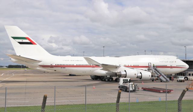 Boeing 747-400 (A6-HRM) - dubai air wing b747-422 a6-hrm at shannon 10/7/21.