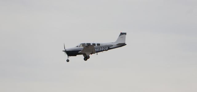 Beechcraft Bonanza (36) (N6980B)