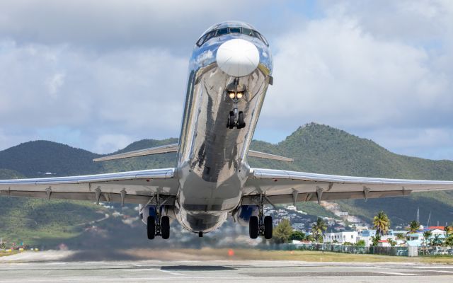 McDonnell Douglas MD-83 (N801WA) - At Maho Beach, SXM