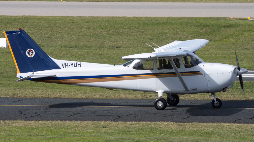 Cessna Skyhawk (VH-YUH)