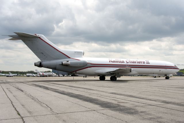 BOEING 727-200 (N722CK) - N722CK  Boeing  B727-2H3  KFS  KYIP  20130510