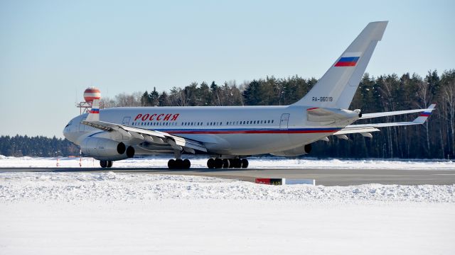 Ilyushin Il-96 (RA-96019)