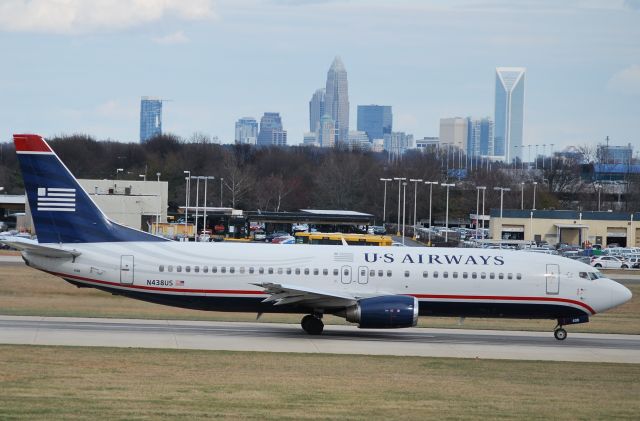 BOEING 737-400 (N438US) - 18C - 3/14/10