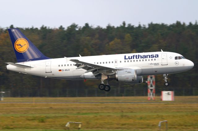 Airbus A319 (D-AILX)
