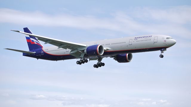 BOEING 777-300 (VP-BGF) - BOE334 on final approach to runway 16R to complete a flight test on 4/23/13. (LN:1097 cn 41686).