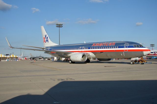 Boeing 737-800 (N802NN) - Static Display, Airfest 2009. Brand new 737 for AA.