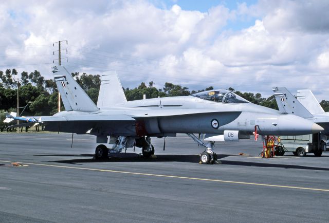 A218 — - AUSTRALIA - AIR FORCE - MCDONNELL DOUGLAS F/A-18A HORNET - REG A21-8 (CN 0206/AF008) - EDINBURGH RAAF BASE ADELAIDE SA. AUSTRALIA - YPED (26/10/1986)