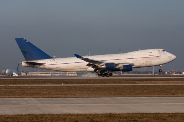Boeing 747-400 (N496MC) - a pic from 2008