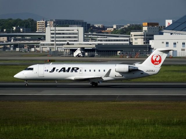 Canadair Regional Jet CRJ-200 (JA208J)