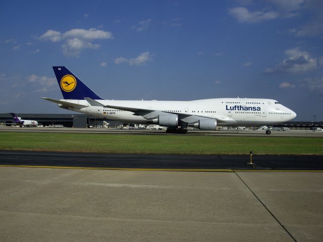 Boeing 747-200 (D-ABTK)