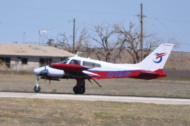 Cessna 310 (N7584Q)