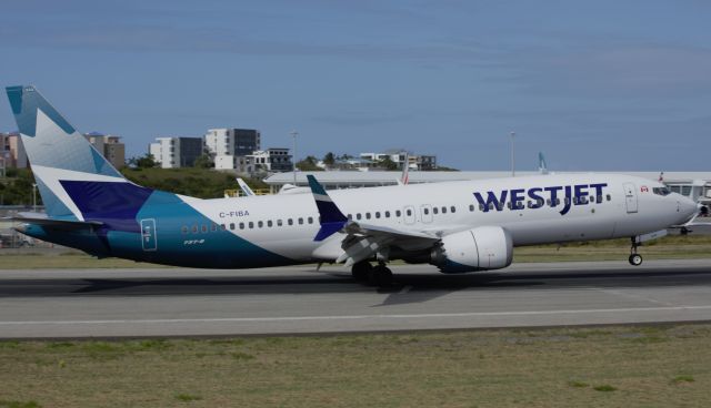 Boeing 737 MAX 8 (C-FIBA)