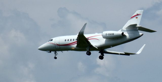 Dassault Falcon 2000 (D-BAHB) - On short final is this 2012 Dassault Falcon 2000 LX in the Summer of 2022.