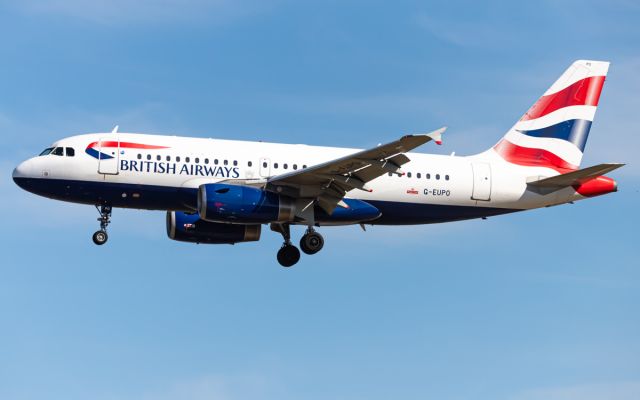 Airbus A319 (G-EUPO)