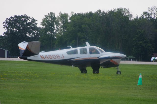 Beechcraft 35 Bonanza (N4806J)