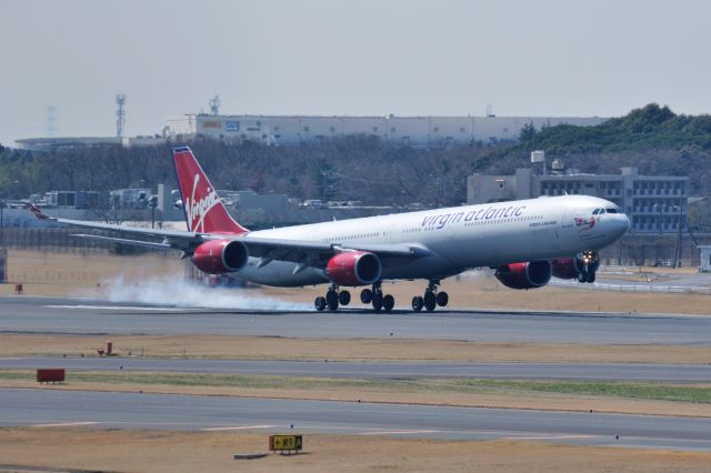 Airbus A340-600 (G-VWKD) - 2012/3/25撮影