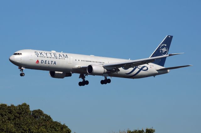 N844MH —