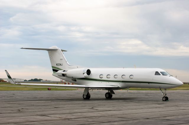 Gulfstream Aerospace Gulfstream 3 (N32MJ)