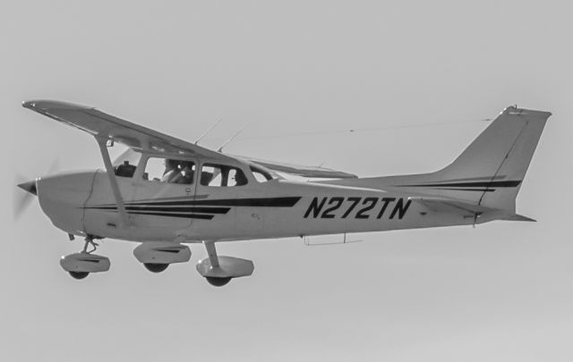 Cessna Skyhawk (N272TN) - EAA Chapter 731, Young Eagles Program, Hickory,NC