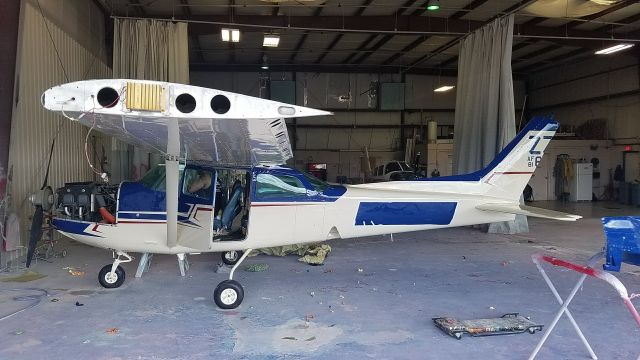 Cessna Skyhawk (N6400V) - ALMOST THERE