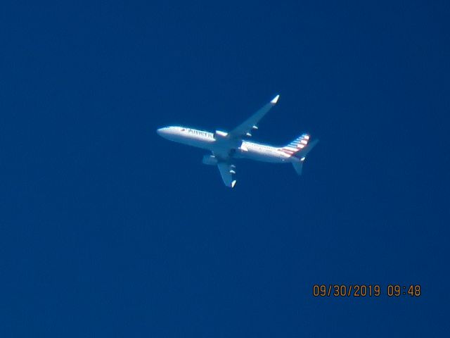Boeing 737-800 (N961AN)