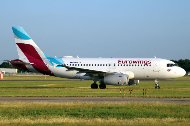Airbus A319 (9H-EXR) - Taxiing to depart rwy 09R on 2-Jun-23 operating flight EWG9463 to EDDL.