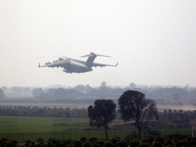 Boeing Globemaster III —