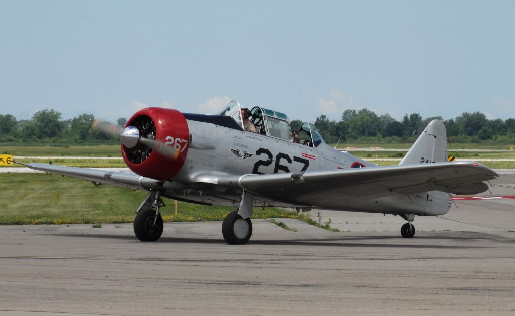 North American T-6 Texan (N6253C) - T6 Texan at the Airpower History Tour at IAG!