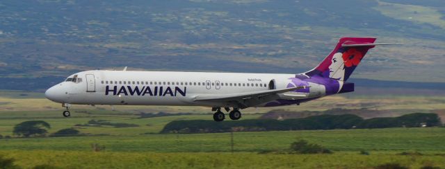 Boeing 717-200 (N487HA)