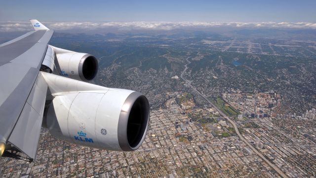 Boeing 747-400 (PH-BFT) - Santa Monica (on approach to LAX, Boeing 747-406M, KLM, KL601 AMS-LAX, April 28, 2010)