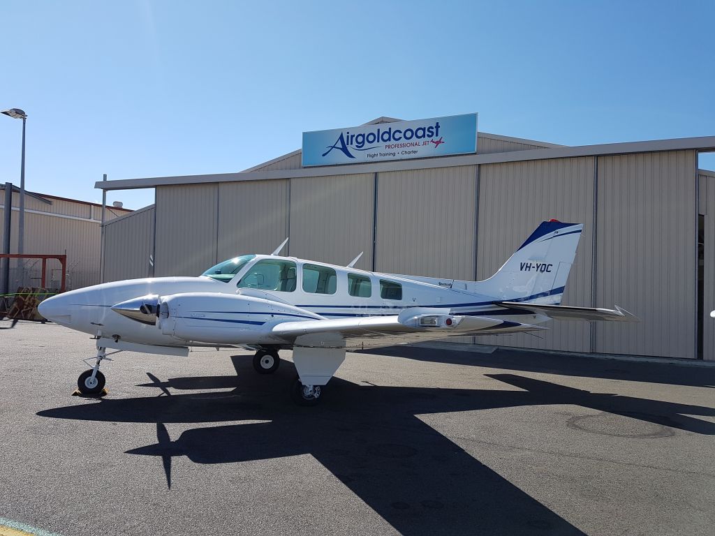 Beechcraft Baron (58) (VH-YDC)