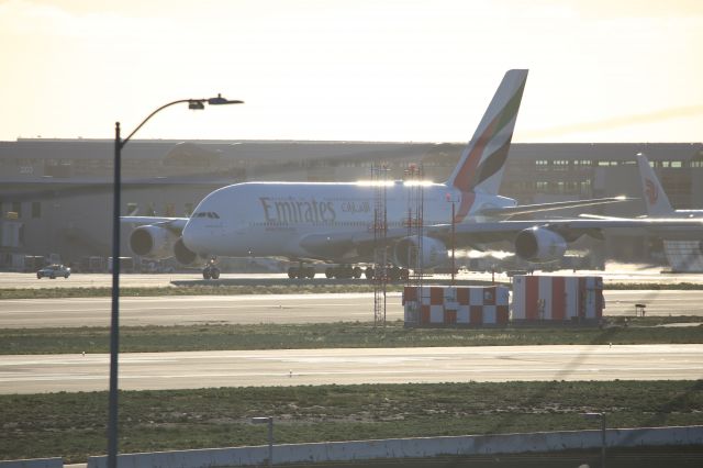 Airbus A380-800 (A6-EVJ)