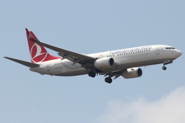 Boeing 737-800 (TC-JZG)