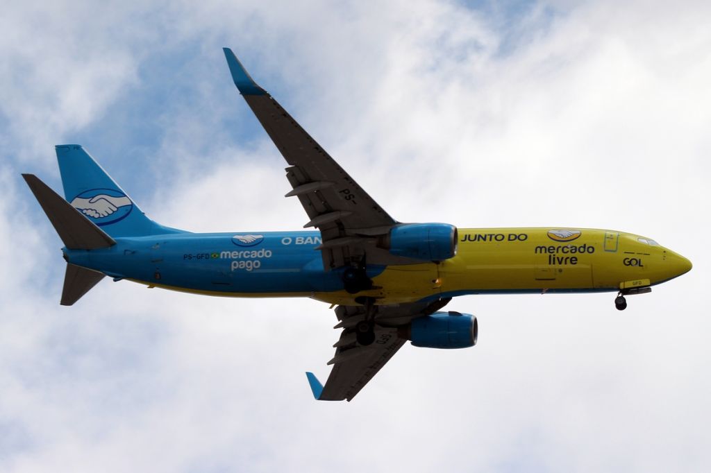 Boeing 737-800 (PS-GFD)