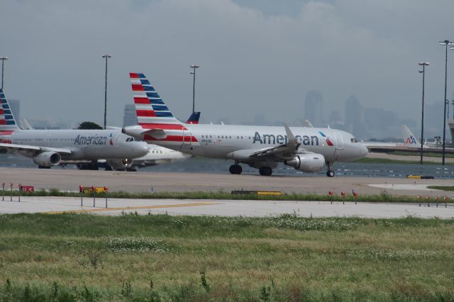 Airbus A319 (N9018E)