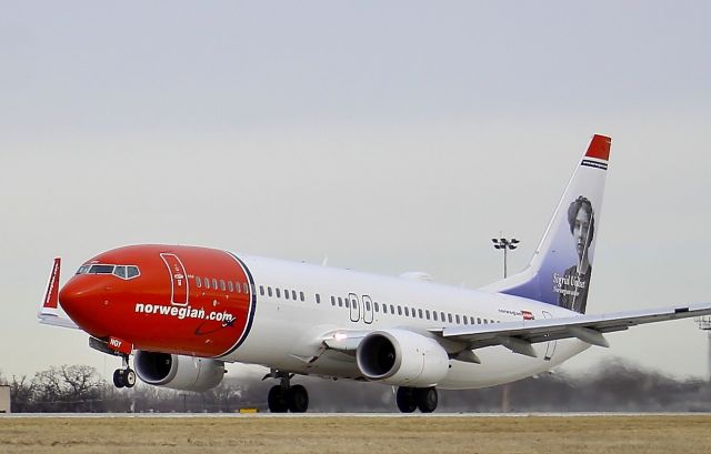 Boeing 737-800 (LN-NGY)