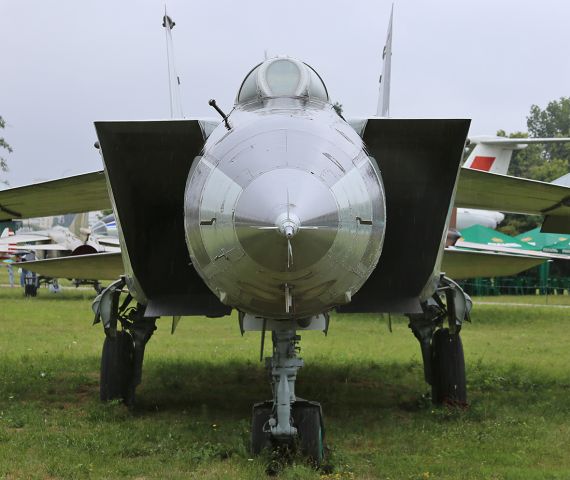 — — - MiG-25RB Foxbat-B Reconnaissance Bomber at the State Aviation Museum of Ukraine in Zhulyany.