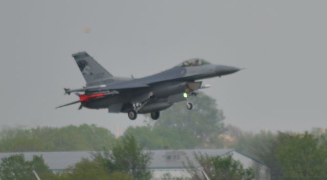 Lockheed F-16 Fighting Falcon (NAG507)