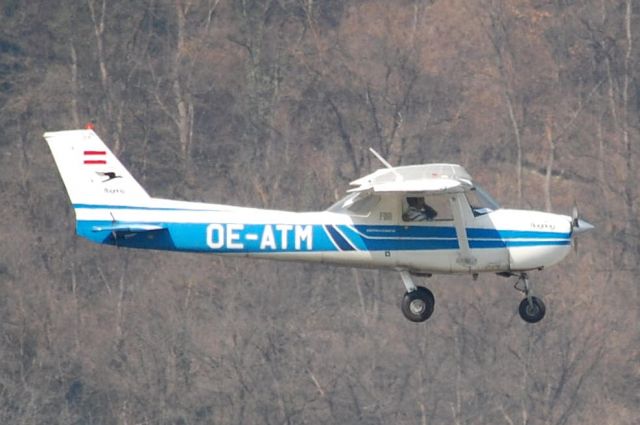 Cessna Commuter (OE-ATM)