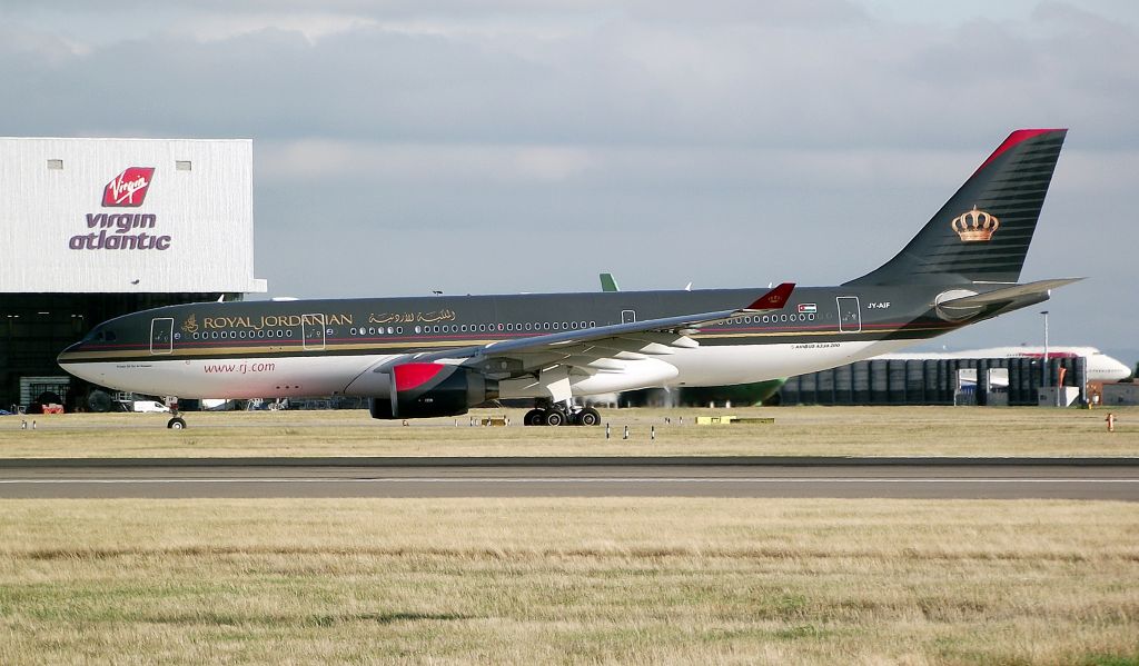 Airbus A330-300 (JY-AIF) - Royal Jordanian