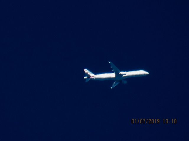Airbus A321 (N189UW)